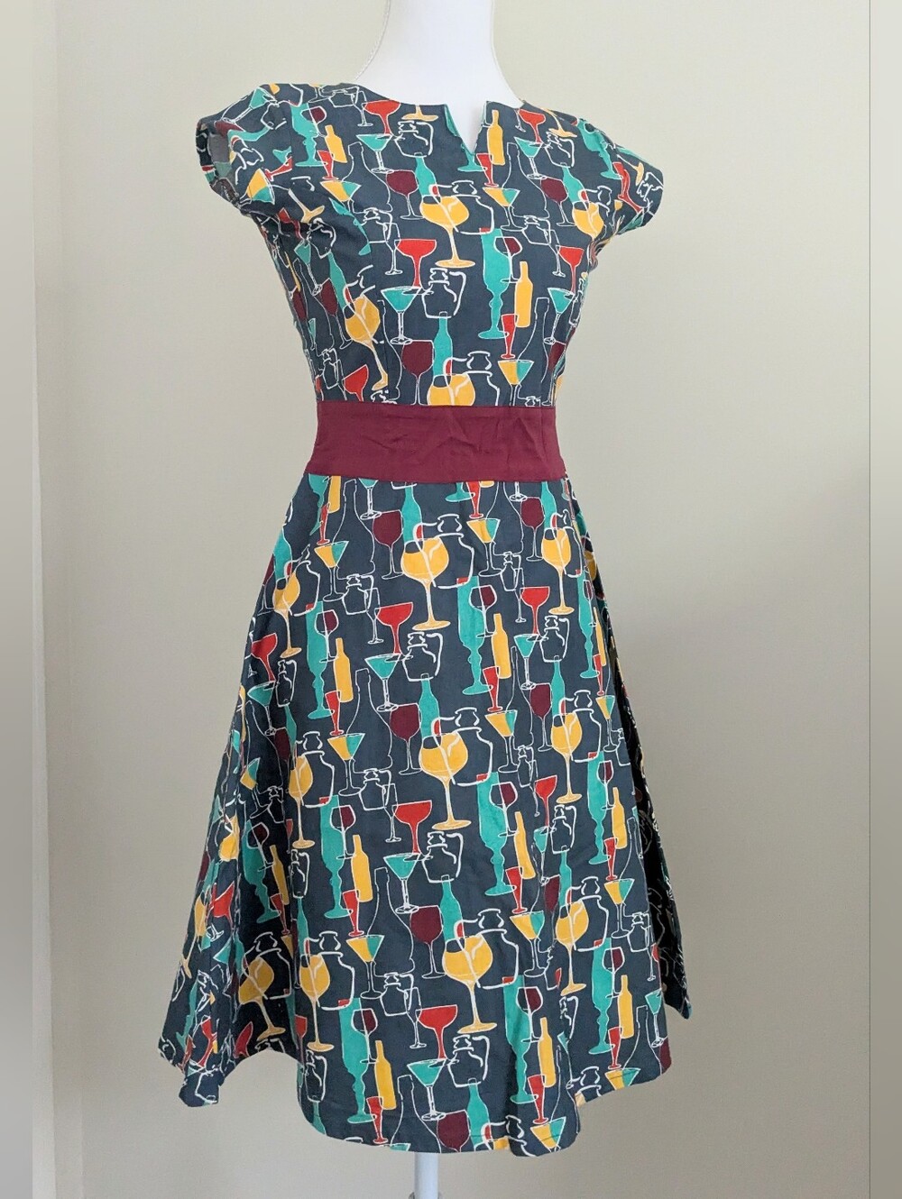 NWT Mata Traders Multi Glasses And Bottles Dress XS - Made In India